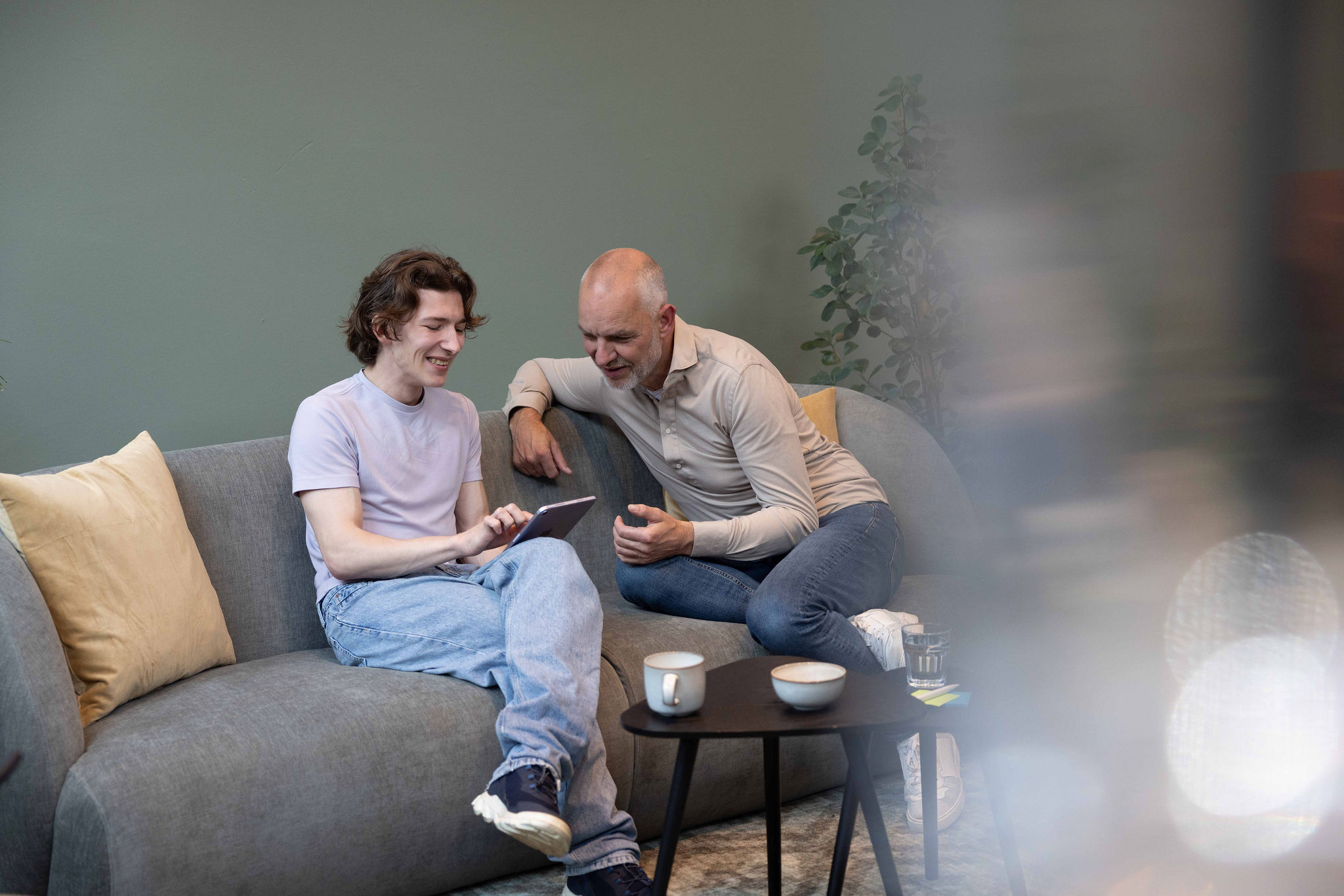 Colleagues collaborating